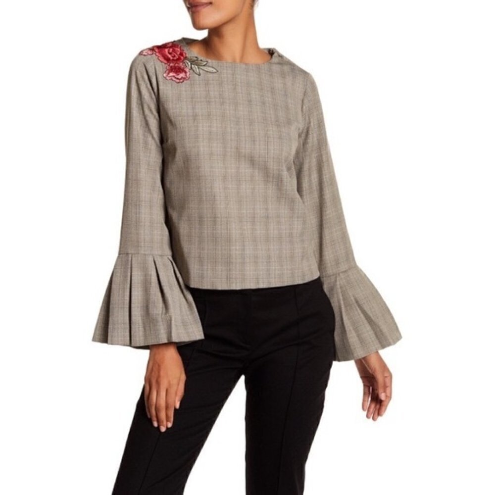 Harlowe & Graham Plaid Applique Bell Sleeve Blouse